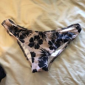 Vs swim bottom